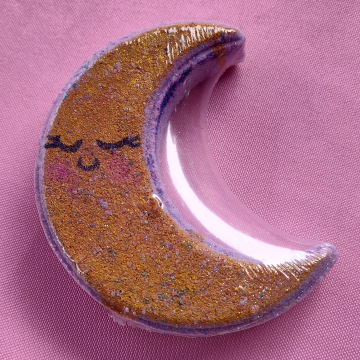 Restful Moon