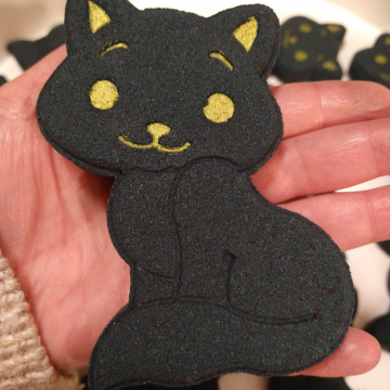 Black Cat Bath Bomb