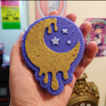 Melty Moon Bath Bomb
